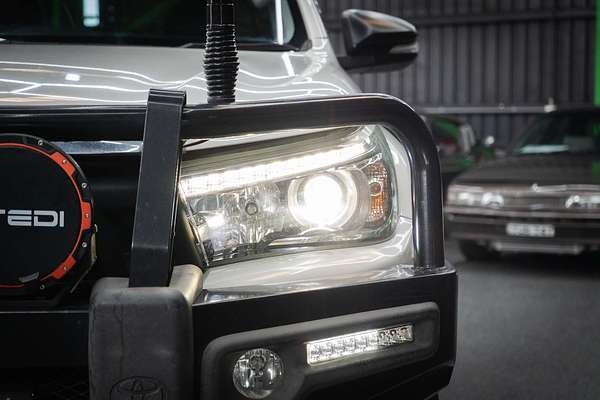 2015 Toyota Hilux SR5 GUN126R 4X4