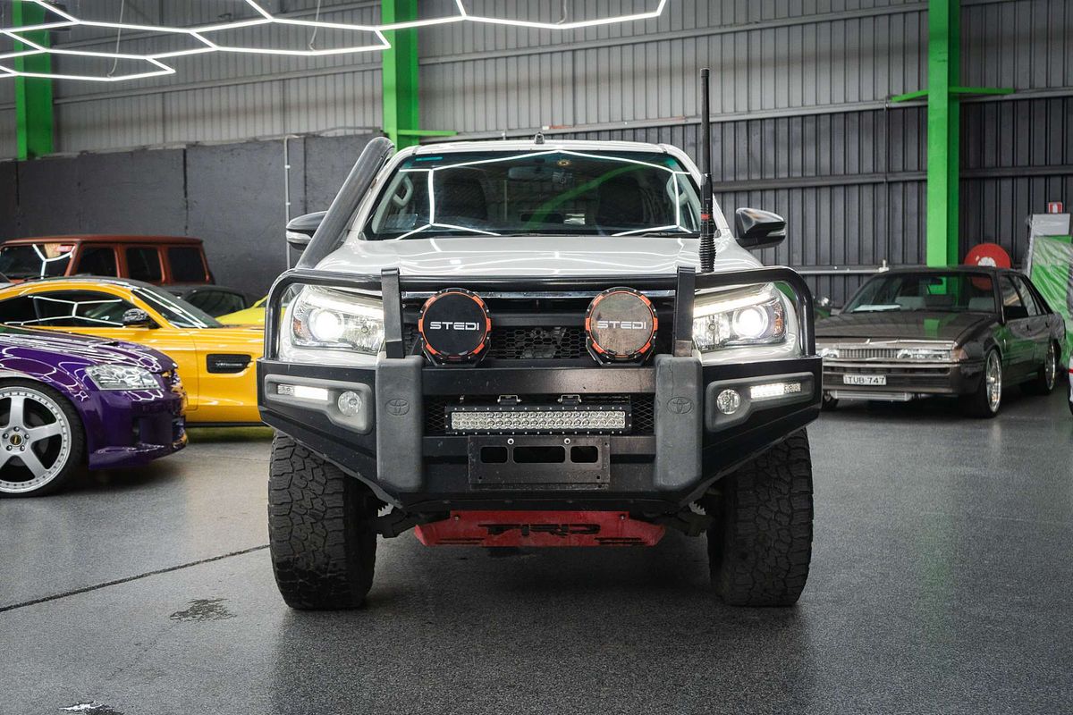 2015 Toyota Hilux SR5 GUN126R 4X4