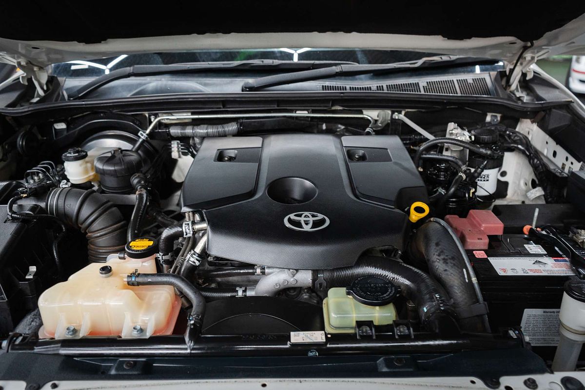 2015 Toyota Hilux SR5 GUN126R 4X4