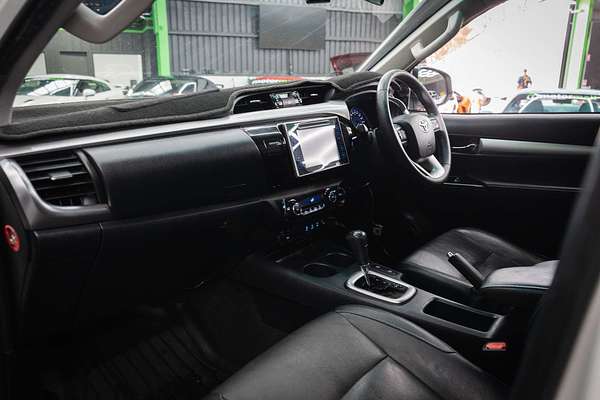 2015 Toyota Hilux SR5 GUN126R 4X4