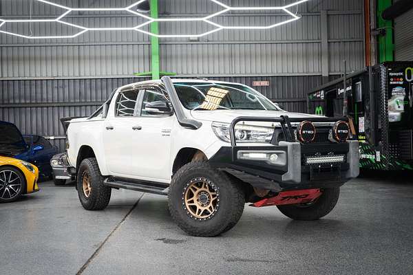 2015 Toyota Hilux SR5 GUN126R 4X4