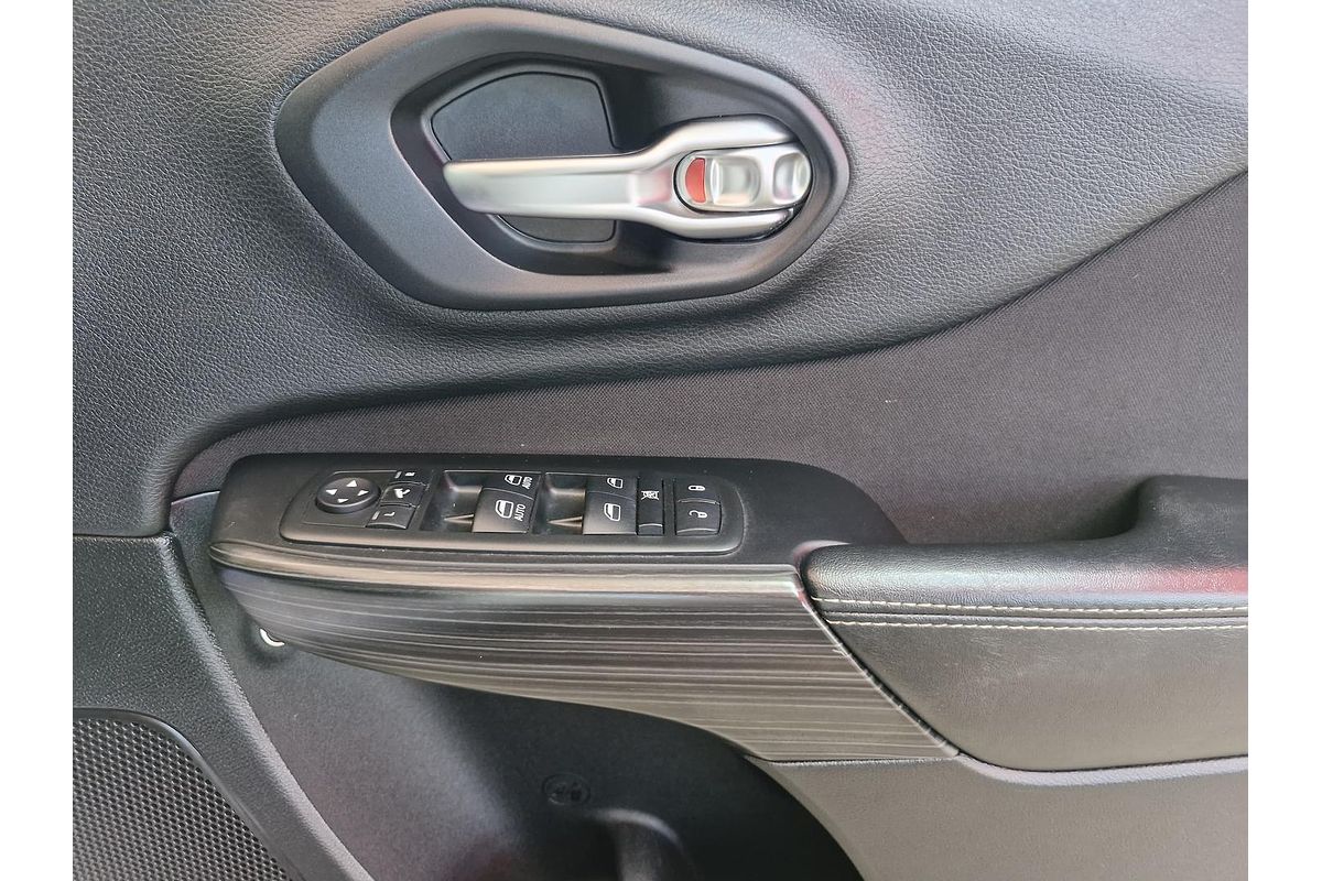 2014 Jeep Cherokee Sport KL