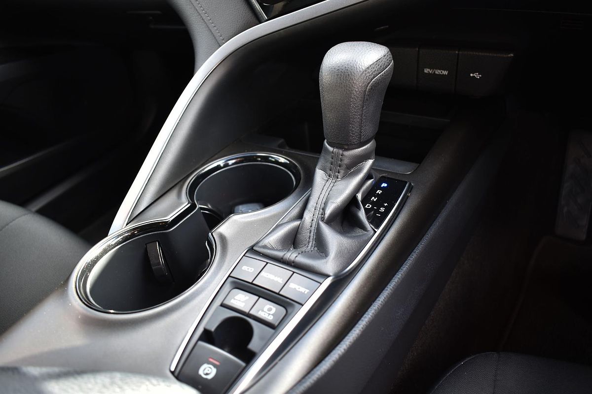 2024 Toyota Camry Ascent AXVH70R