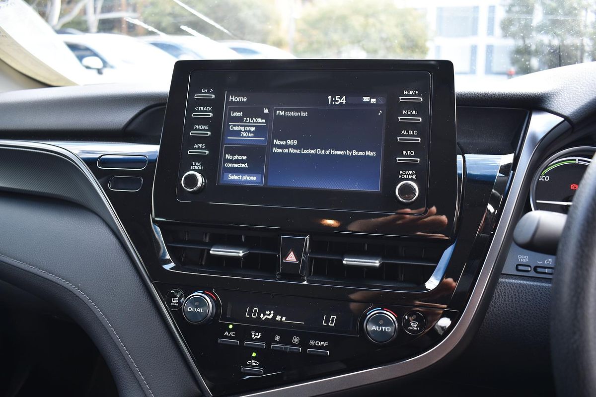 2024 Toyota Camry Ascent AXVH70R