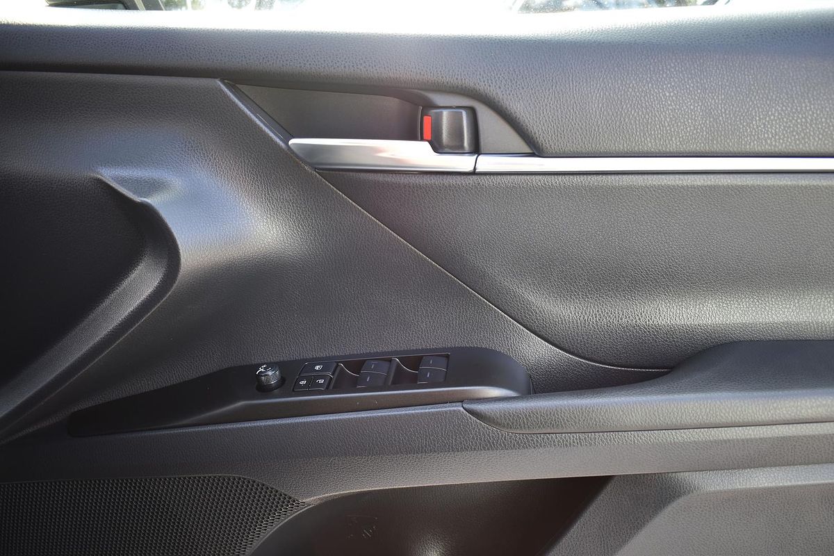 2024 Toyota Camry Ascent AXVH70R