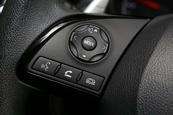 2024 Mitsubishi Eclipse Cross LS YB