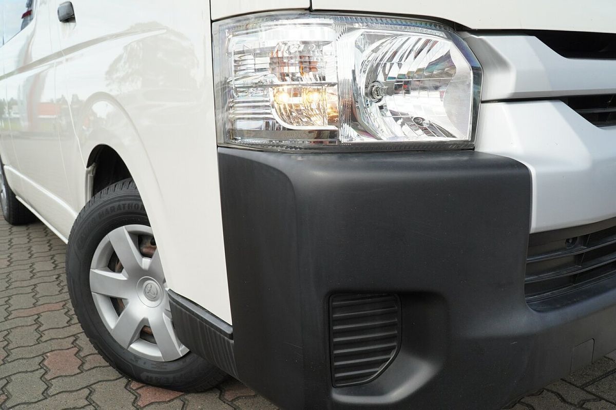 2018 Toyota Hiace Commuter KDH223R