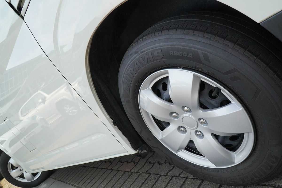 2019 Toyota Hiace GDH300R LWB