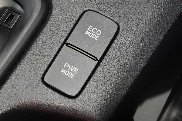 2019 Toyota Hilux Workmate TGN121R Rear Wheel Drive