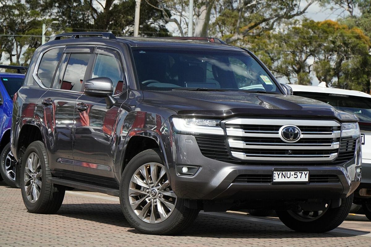 2023 Toyota Landcruiser VX FJA300R
