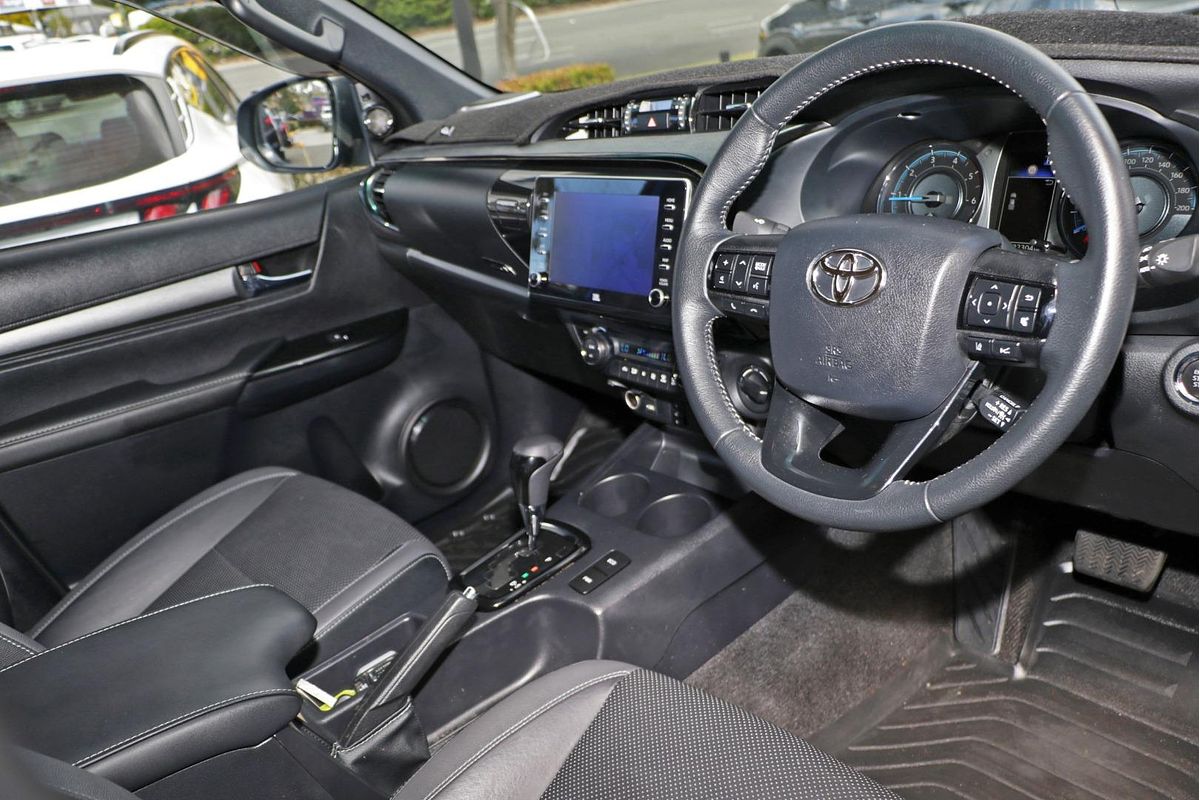 2024 Toyota Hilux Rogue 48V GUN126R 4X4