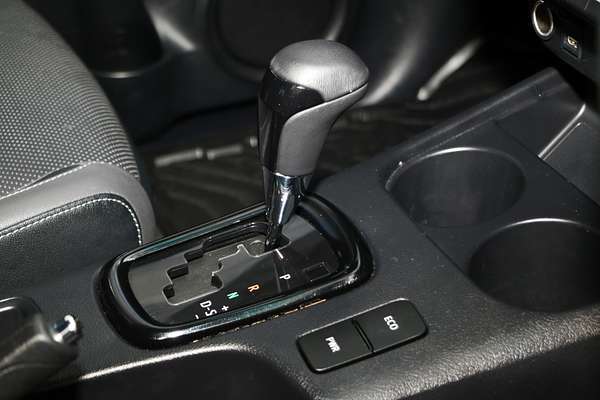 2024 Toyota Hilux Rogue 48V GUN126R 4X4