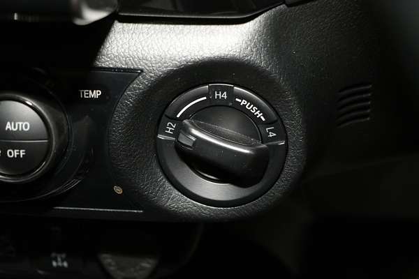 2024 Toyota Hilux Rogue 48V GUN126R 4X4