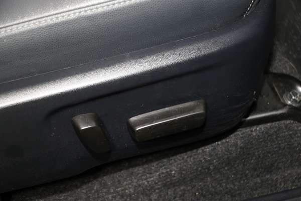 2024 Toyota Hilux Rogue 48V GUN126R 4X4