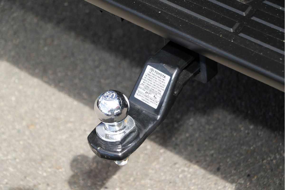 2024 Toyota Hilux Rogue 48V GUN126R 4X4