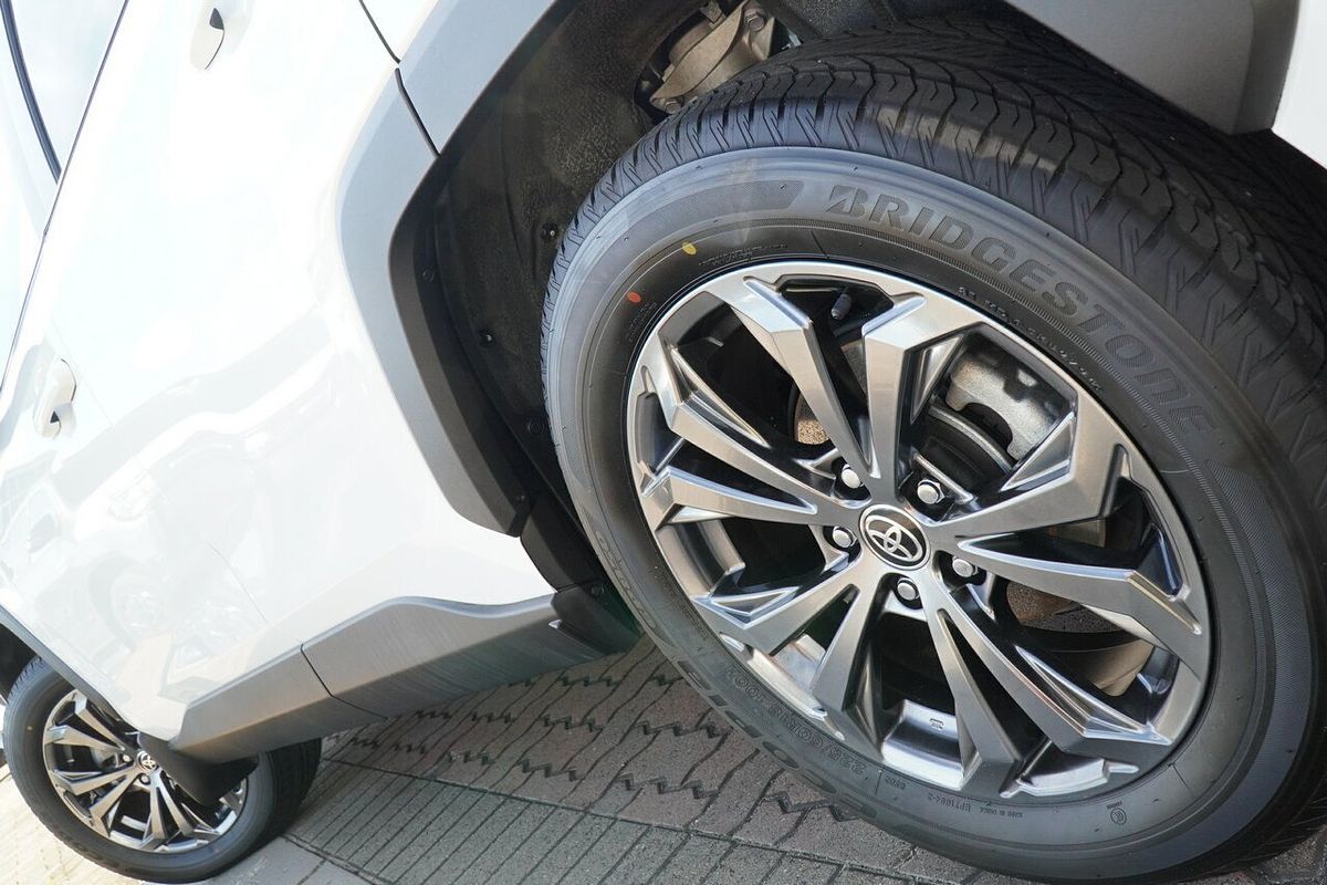 2022 Toyota RAV4 GXL AXAH54R