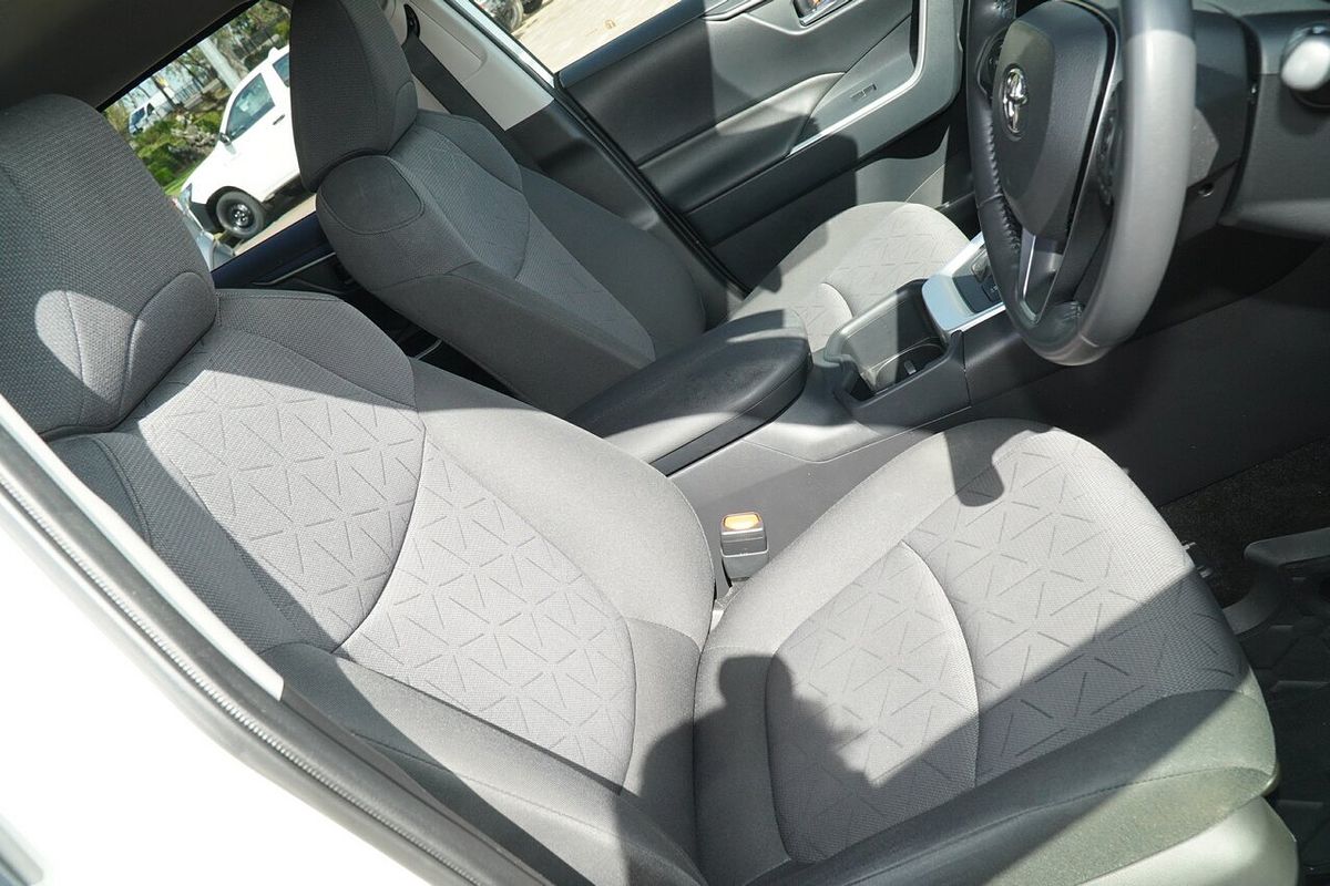 2022 Toyota RAV4 GXL AXAH54R