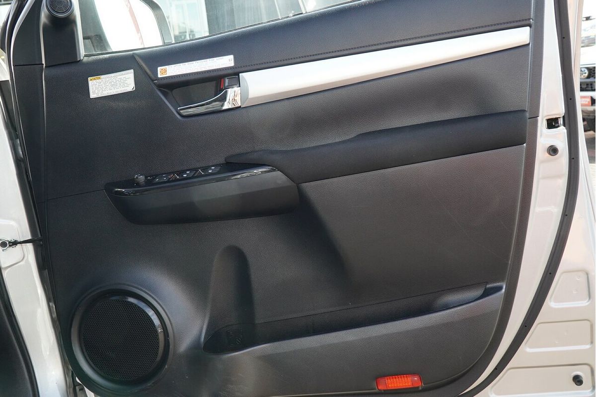 2020 Toyota Hilux SR5 GUN126R 4X4