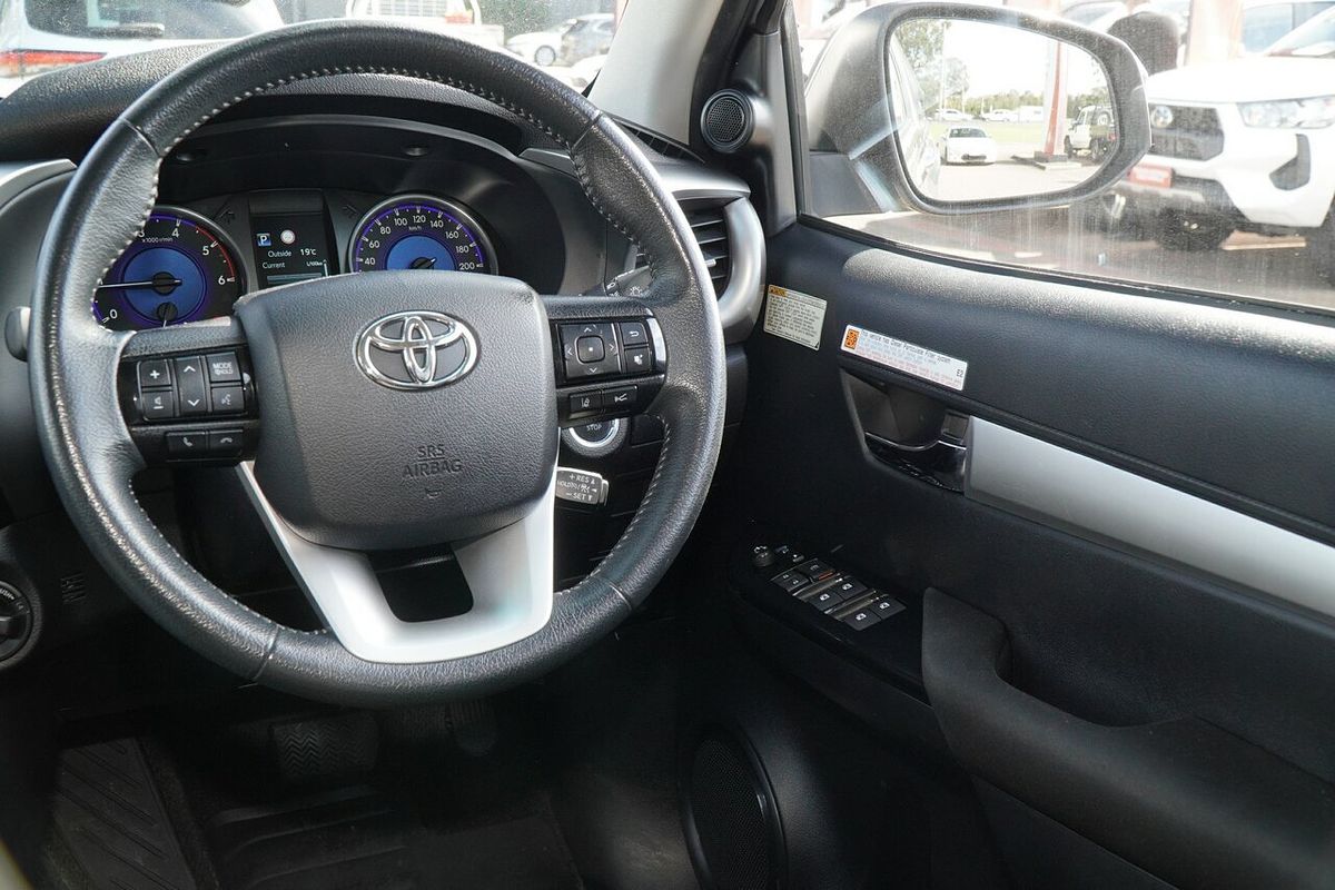 2020 Toyota Hilux SR5 GUN126R 4X4
