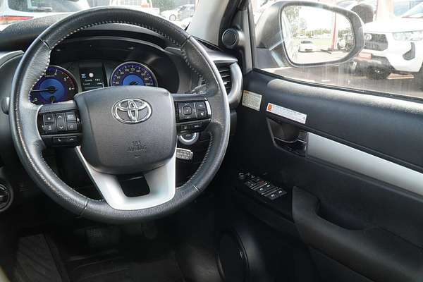 2020 Toyota Hilux SR5 GUN126R 4X4