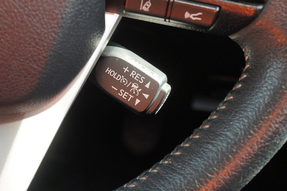 2020 Toyota Hilux SR5 GUN126R 4X4