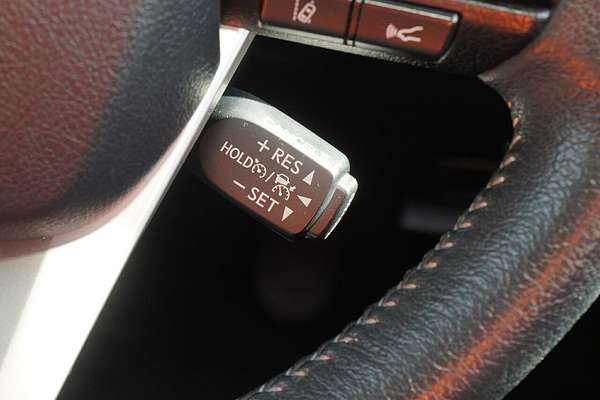 2020 Toyota Hilux SR5 GUN126R 4X4
