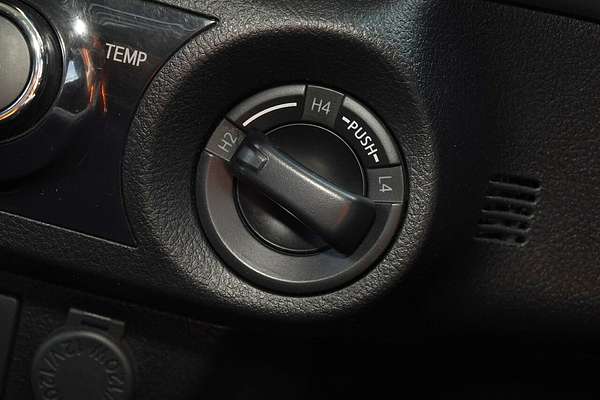 2020 Toyota Hilux SR5 GUN126R 4X4