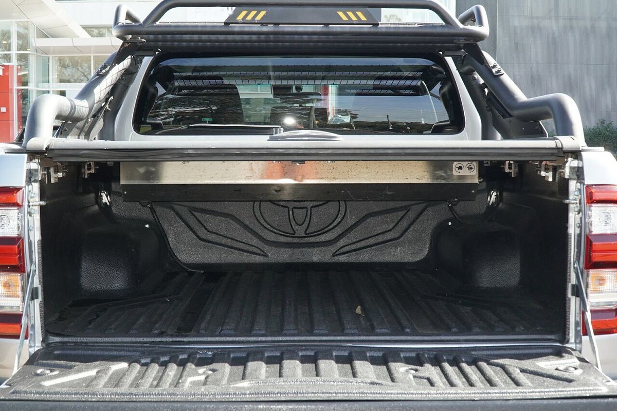 2020 Toyota Hilux SR5 GUN126R 4X4