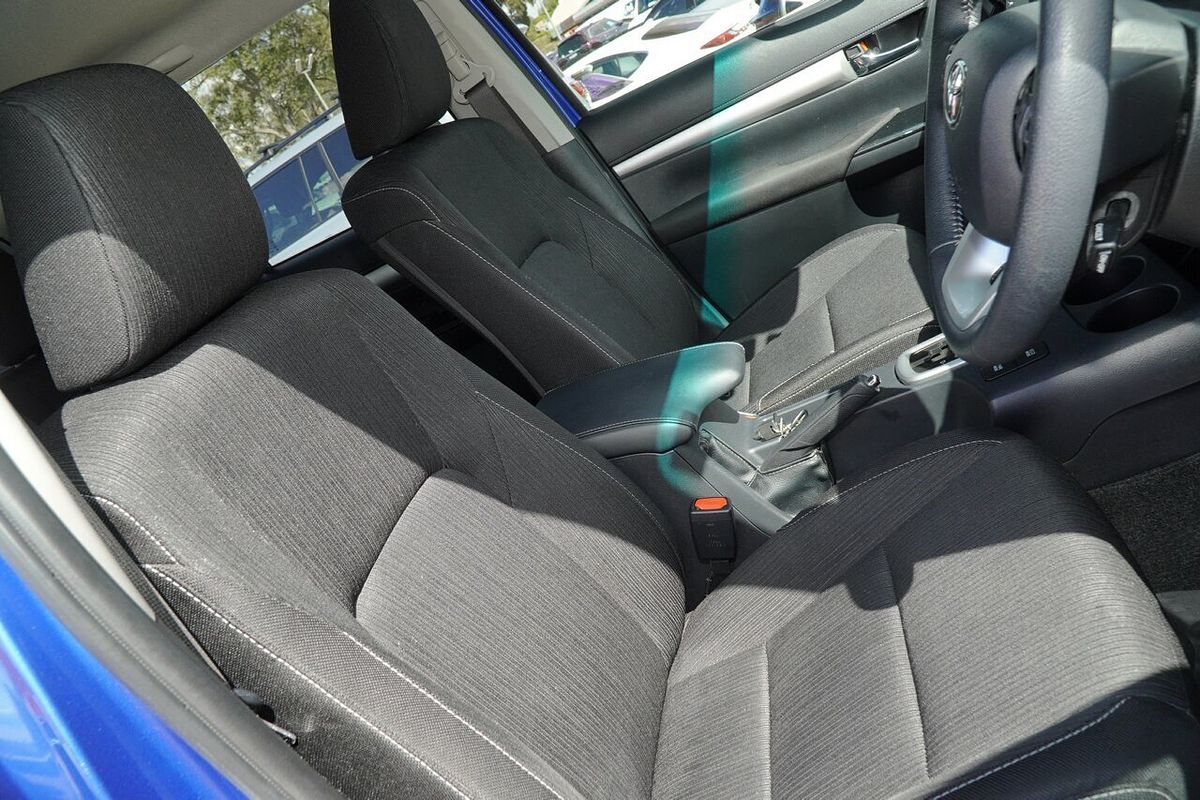 2020 Toyota Hilux SR5 GUN126R 4X4