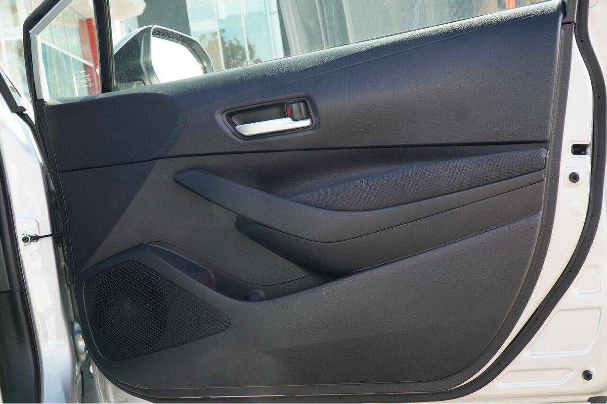 2020 Toyota Corolla SX MZEA12R