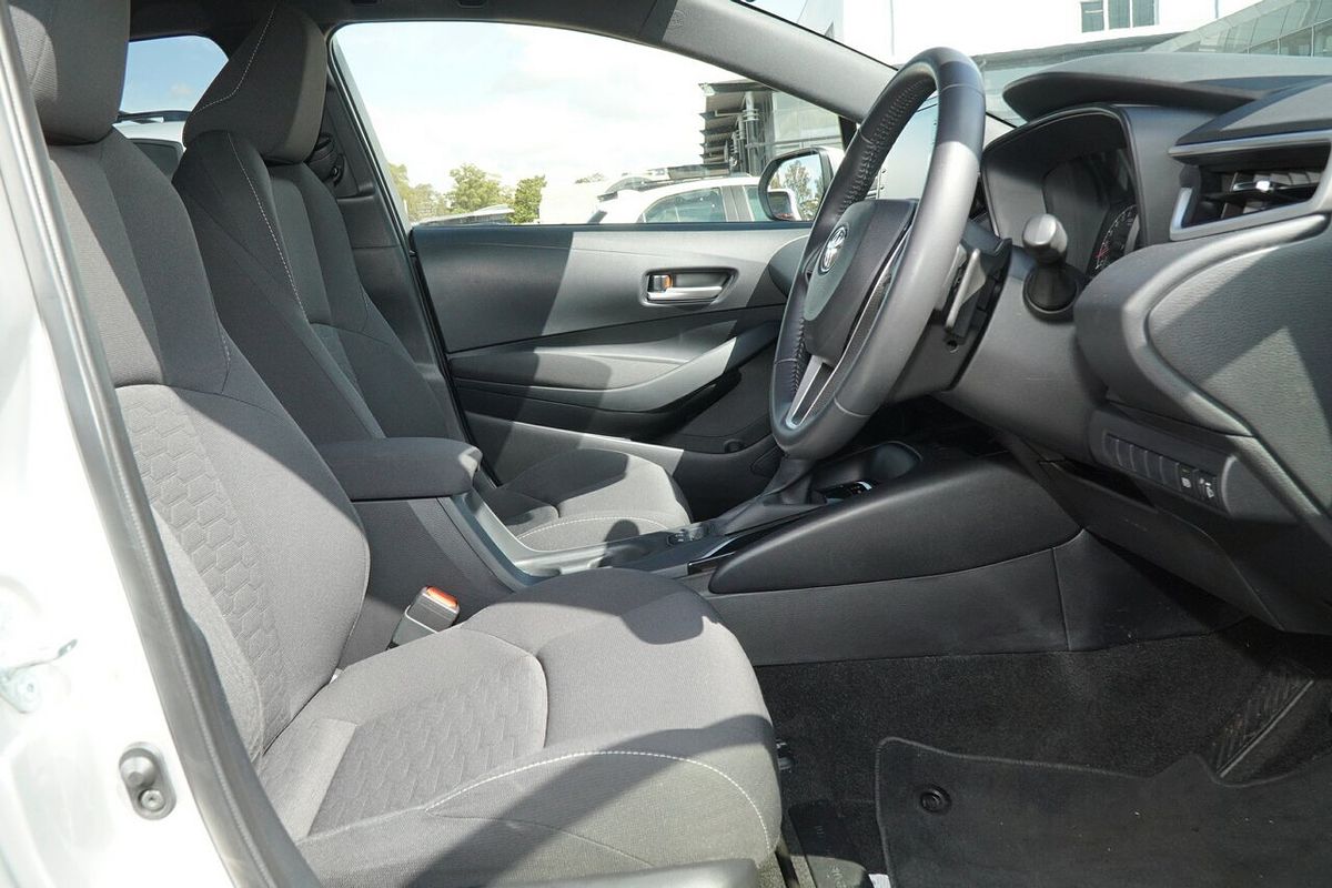 2020 Toyota Corolla SX MZEA12R