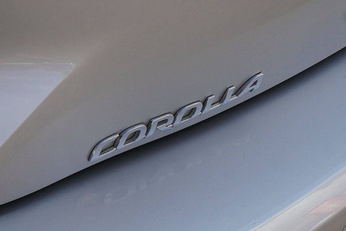 2020 Toyota Corolla SX MZEA12R