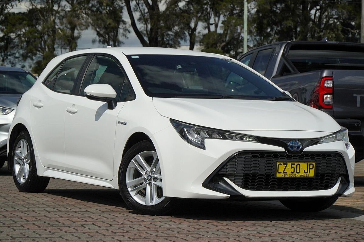 2020 Toyota Corolla Ascent Sport MZEA12R