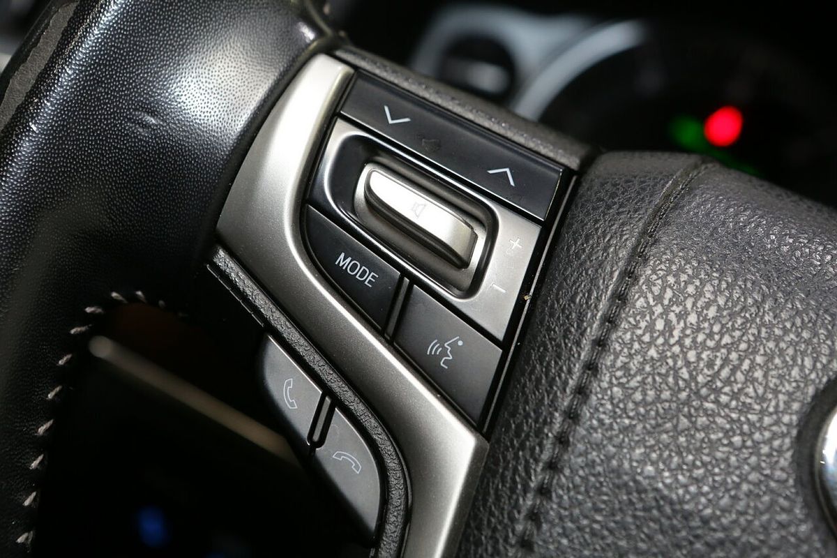 2020 Toyota Landcruiser Sahara VDJ200R