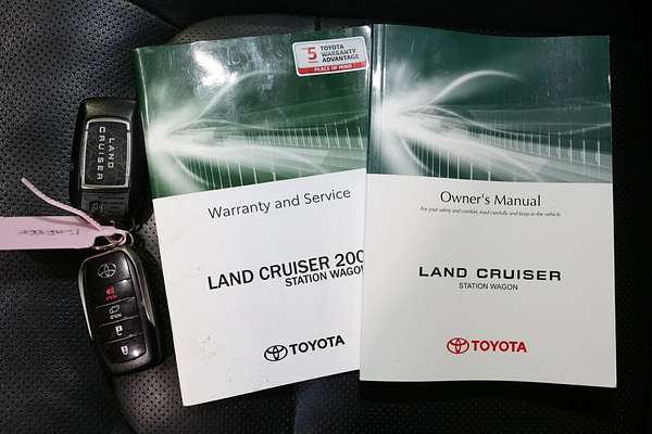2020 Toyota Landcruiser Sahara VDJ200R