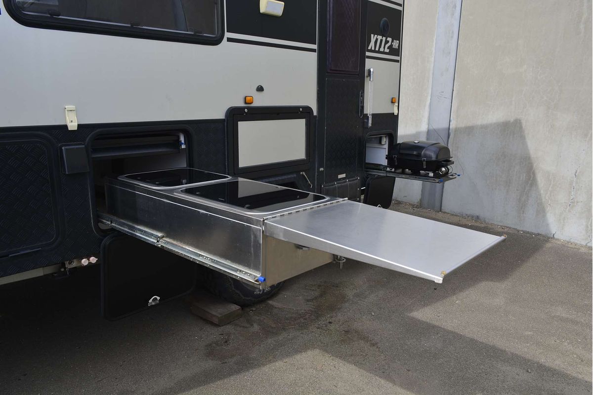 2018 MDC XT12-HR