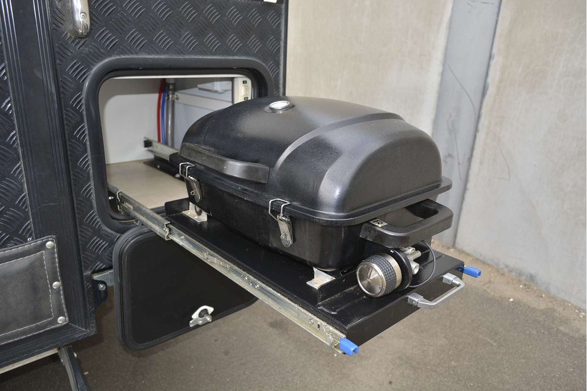 2018 MDC XT12-HR