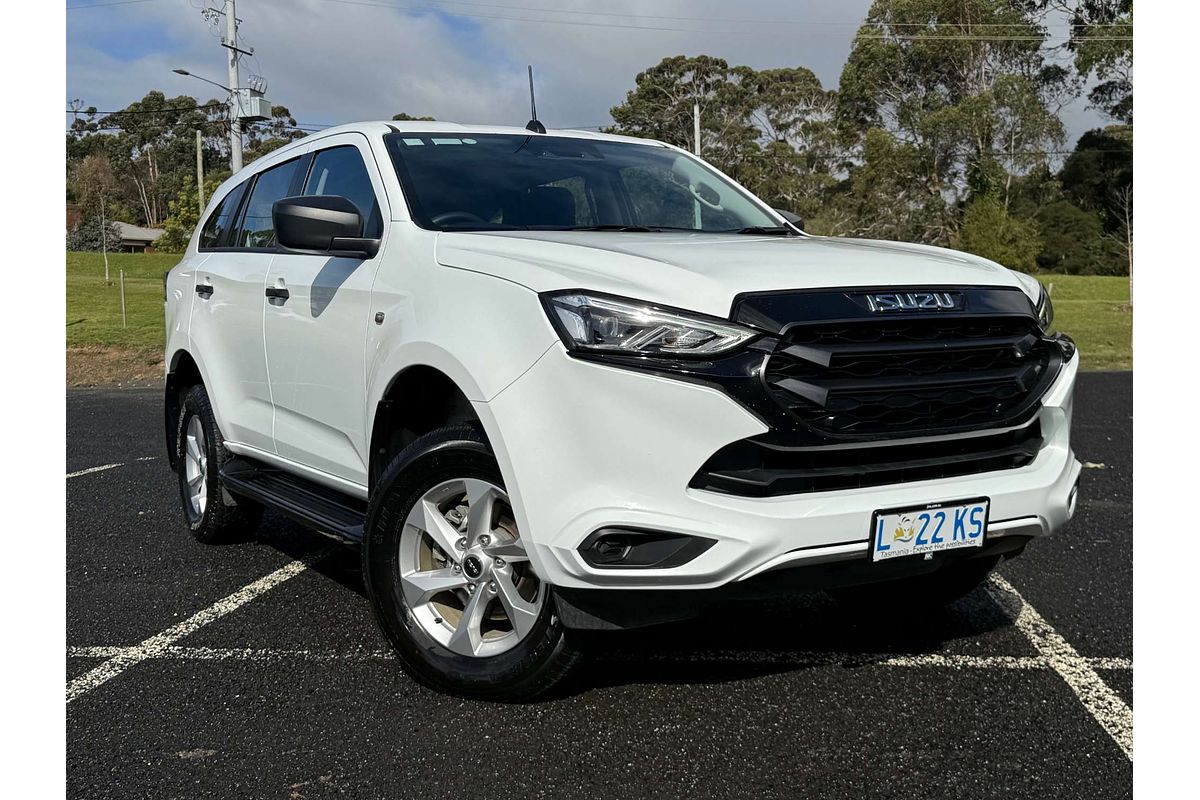 2023 Isuzu MU-X LS-M