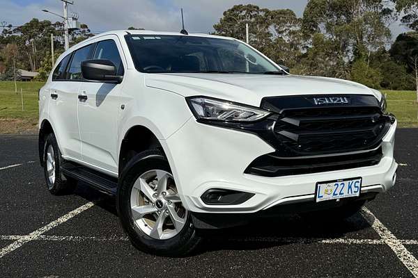 2023 Isuzu MU-X LS-M