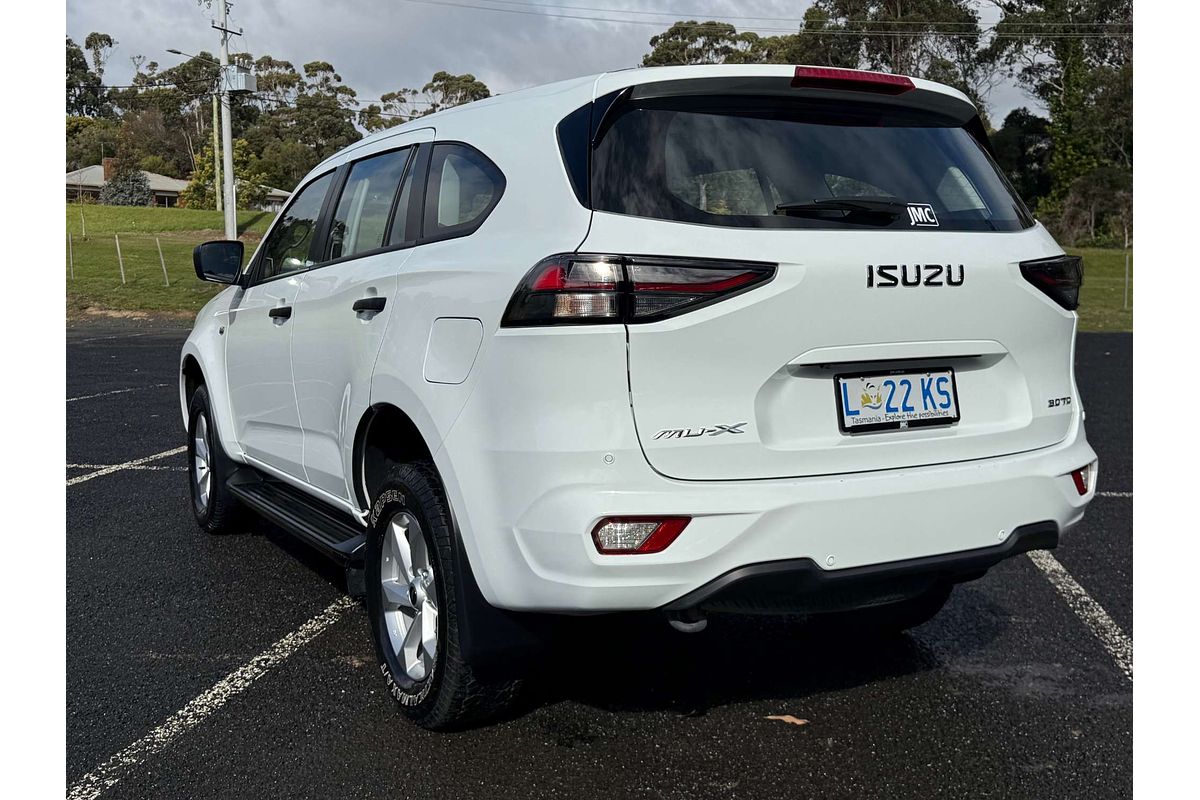 2023 Isuzu MU-X LS-M