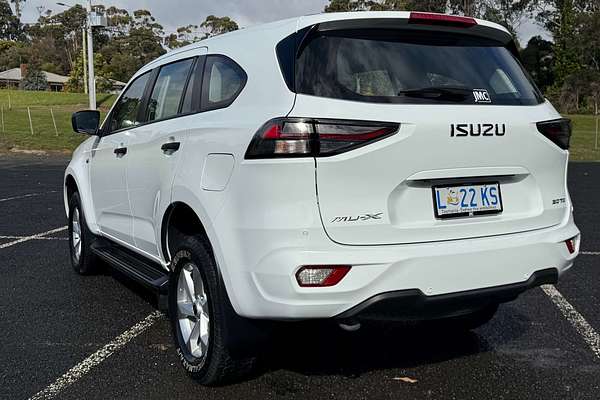 2023 Isuzu MU-X LS-M