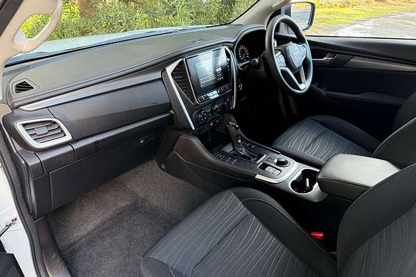 2023 Isuzu MU-X LS-M