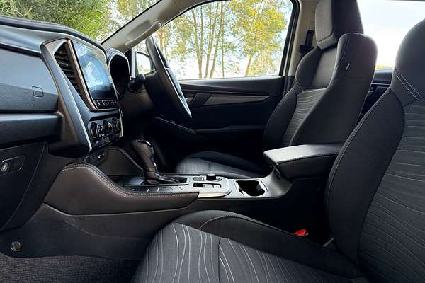 2023 Isuzu MU-X LS-M
