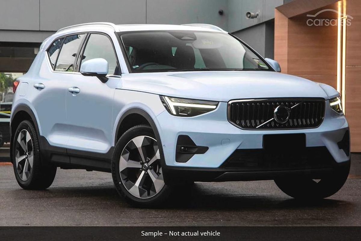 2024 Volvo XC40 Plus B4