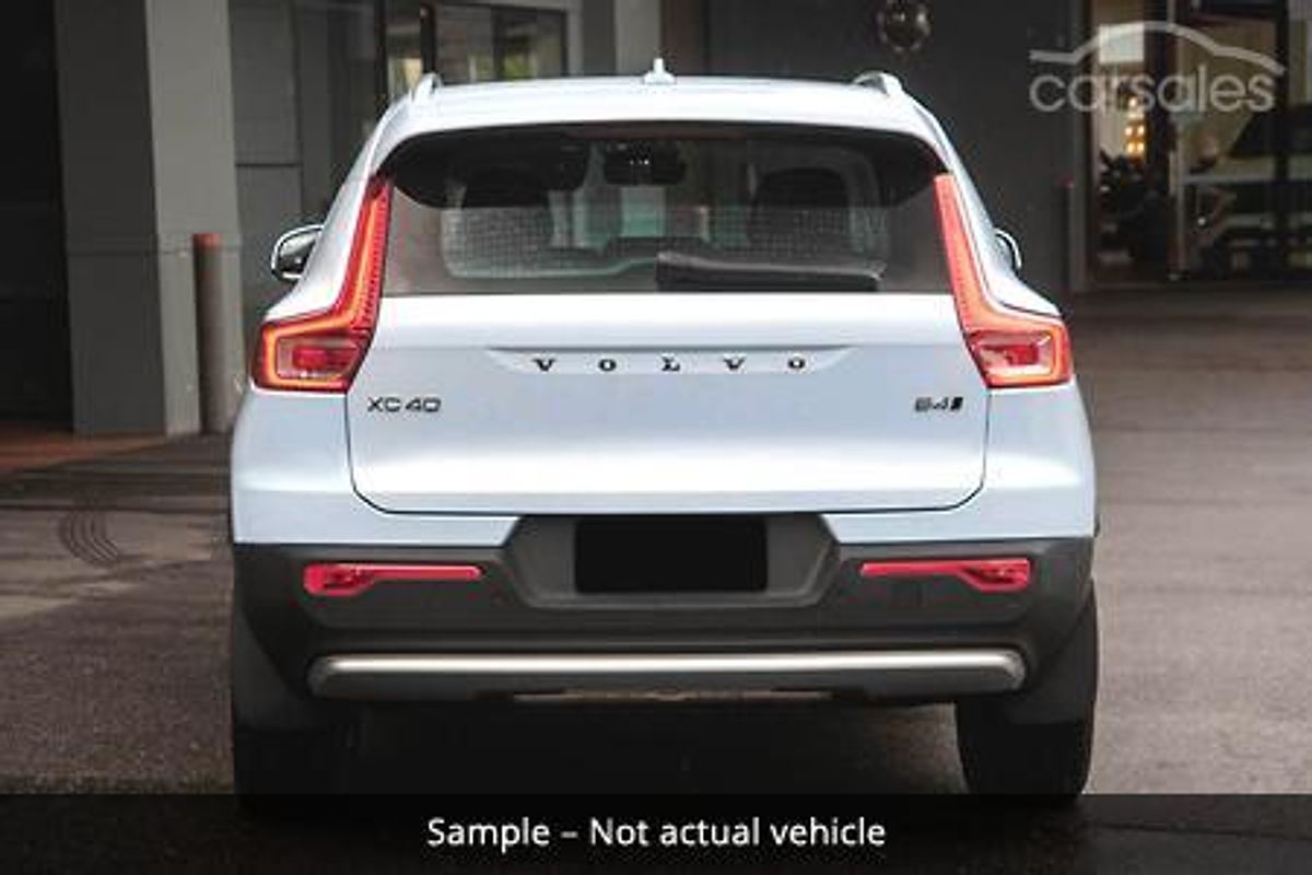 2024 Volvo XC40 Plus B4
