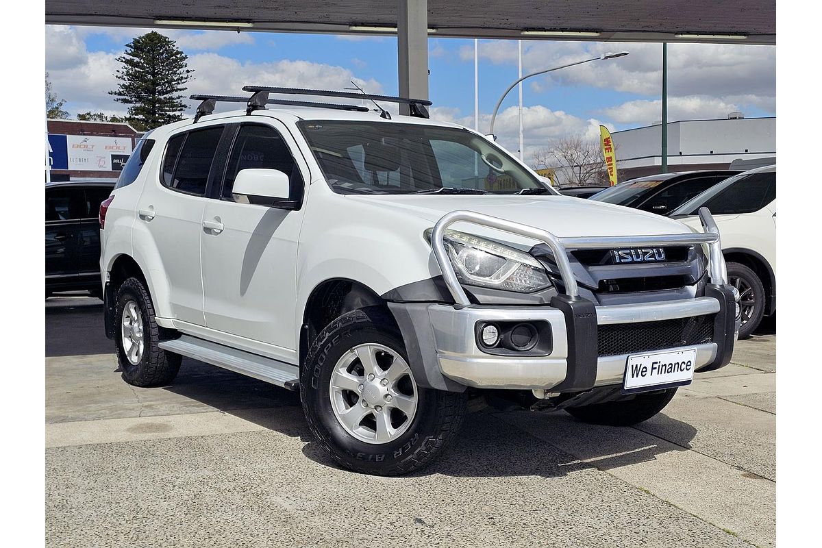 2018 Isuzu MU-X LS-M