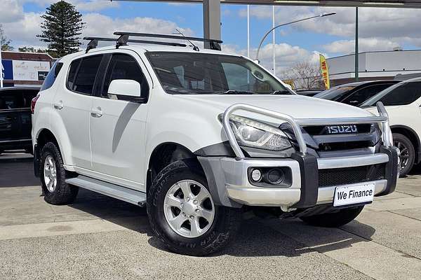 2018 Isuzu MU-X LS-M