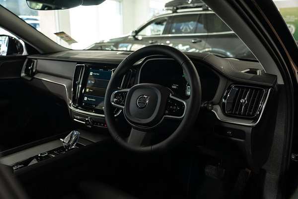 2024 Volvo V60 Cross Country Ultra B5 Bright
