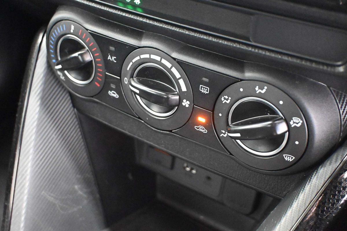 2017 Mazda 2 Maxx DJ Series