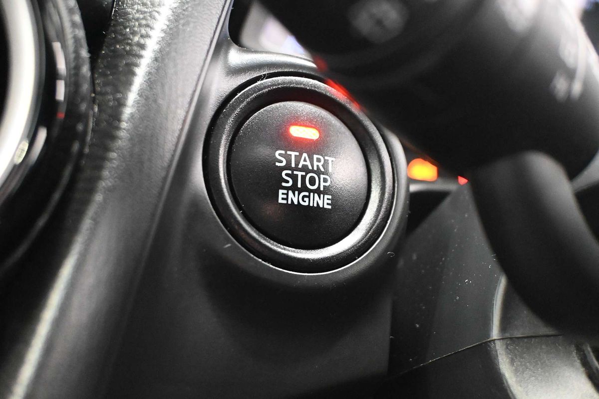 2017 Mazda 2 Maxx DJ Series